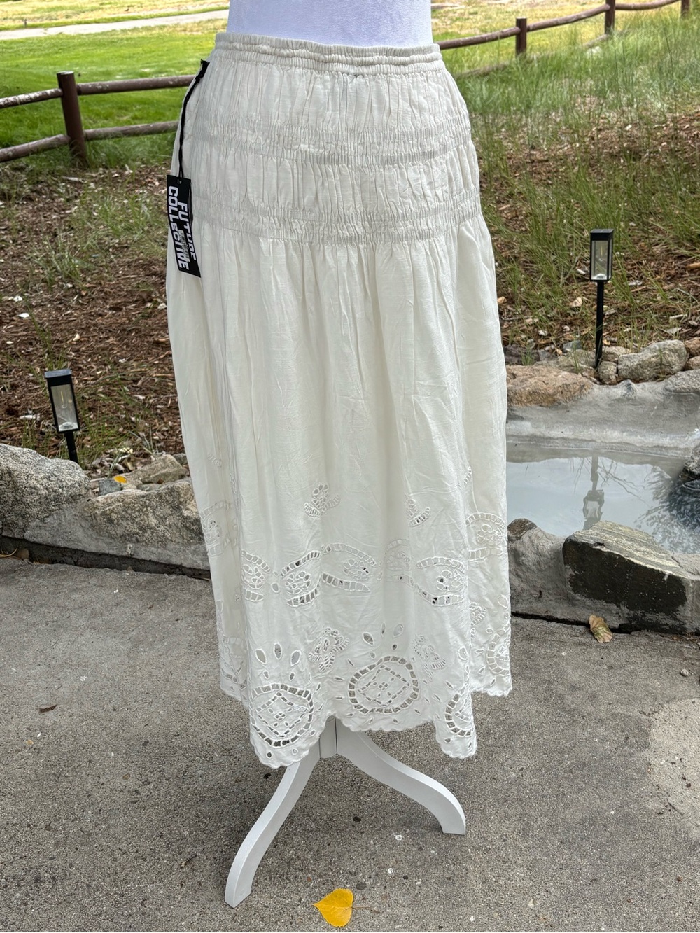 Beautiful Light cream Eyelet Maxi Skirt with Smocked Waist with short slip - Picture 3 of 9